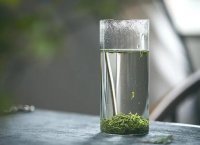 中國(guó)茶葉的三大類： 綠茶、紅茶、烏龍茶