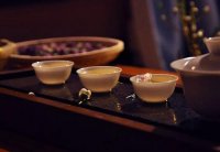 邀請客人來店里喝茶的句子？